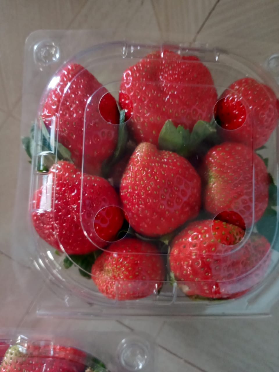 Fresh Strawberry (Seasonal)